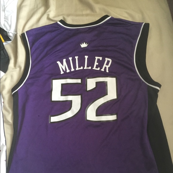 Jerseys - Picture 2 of 4